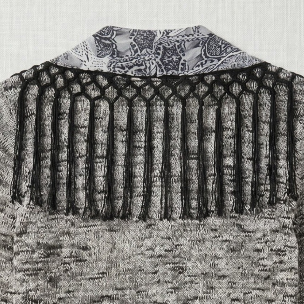 One World Fringe Scarf Top Womens Medium Gray Marled‎ Knit Boho Paisley Pullover - Picture 8 of 9